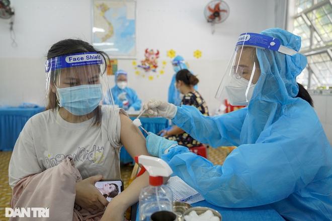 TP.HCM: Ai được tiêm mũi 2 vaccine Covid-19 nửa đầu tháng 9?-1
