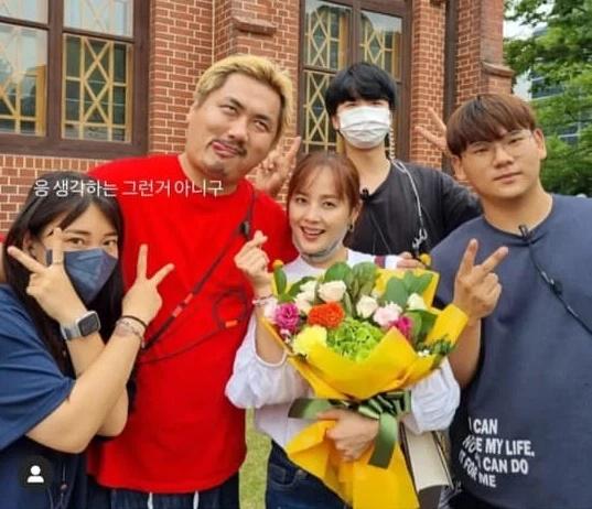 Penthouse 3 lộ cảnh cuối: Oh Yoon Hee và Seo Jin đụng độ ở nhà thờ?-1