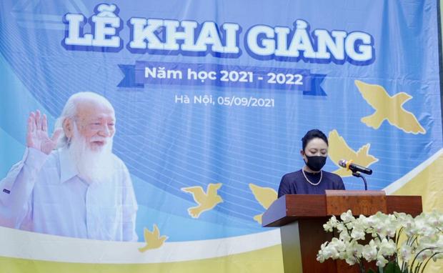 Bị ném đá vì hình xăm trên cổ, cô hiệu phó Văn Thùy Dương lên tiếng-2