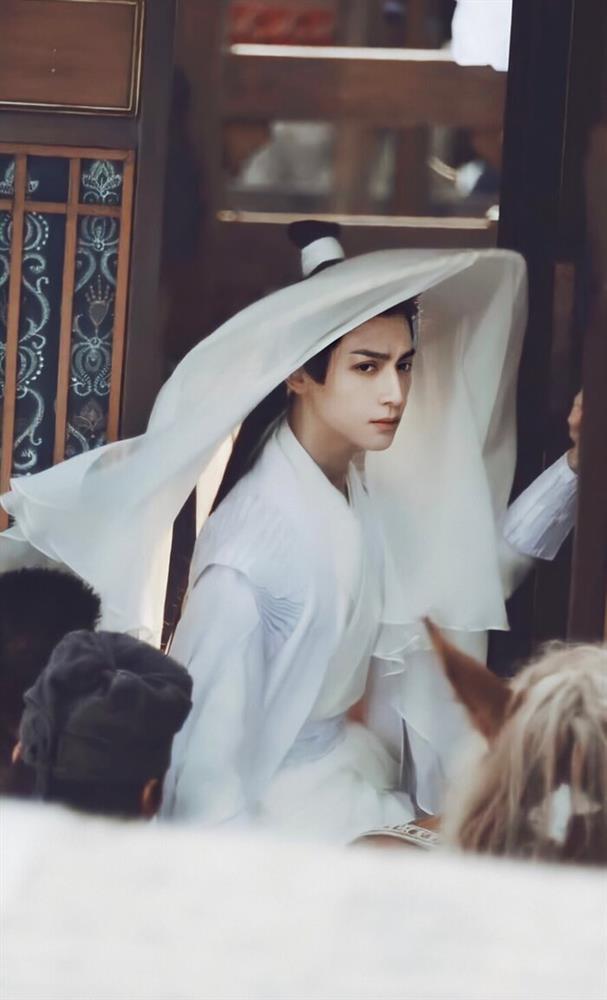 La Vân Hi từ mỹ nam tiên khí tới ngoại hình ông lão ở tuổi 33-9