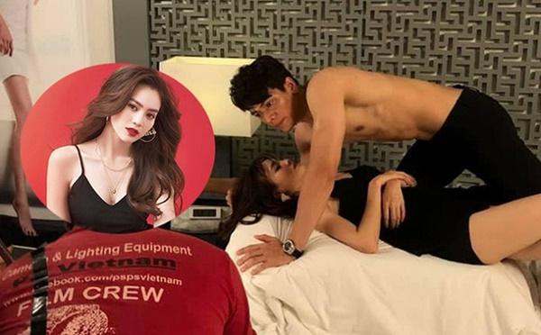 Phải thừa nhận rằng cảnh nóng bỏng, gợi cảm là một trong những điều thu hút sự chú ý của khán giả đối với bộ phim. Tuy nhiên, ít ai biết hậu trường cảnh nóng luôn chứa đựng nhiều tình huống thú vị và nhận được nhiều sự quan tâm của công chúng. Đặc biệt, với những cảnh “giường chiếu” của loạt “phi công” và các chị đẹp hơn tuổi thường chứa đựng nhiều cảm xúc khó nói nên lời.