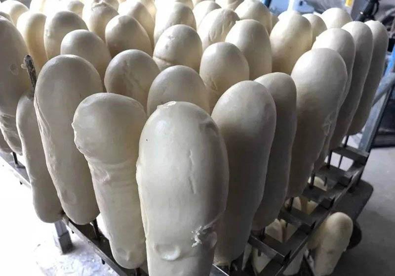 Loại bánh kỳ lạ có lịch sử hơn 100 năm, bán đắt như tôm tươi-2