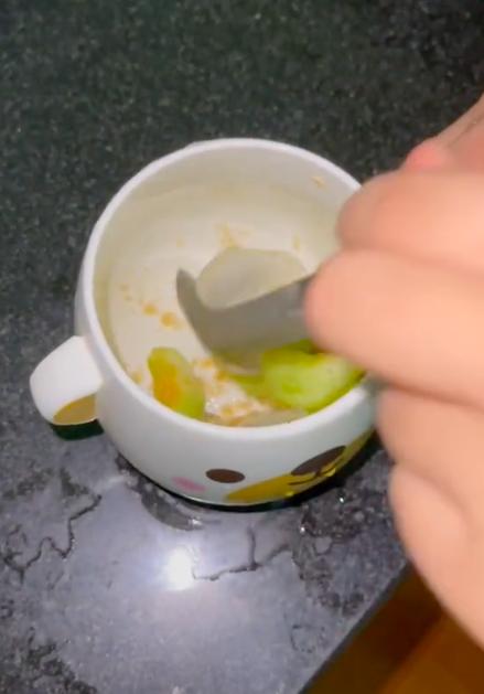 Trồng cây dưa bở đau ốm dặt dẹo nhưng bổ ra ai cũng lác mắt-7