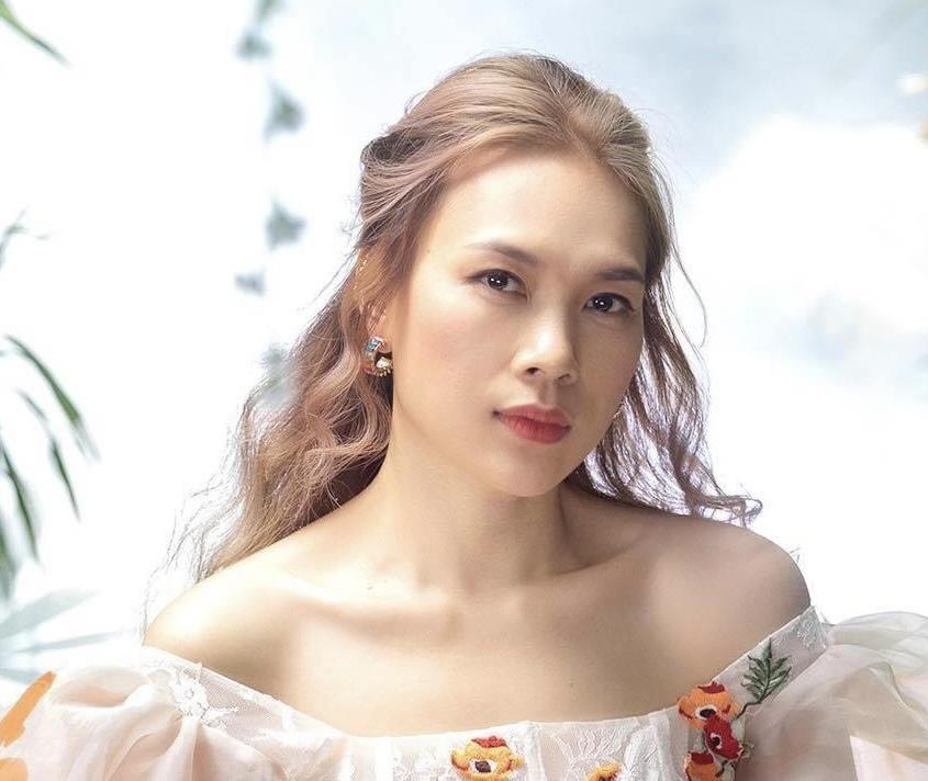 Diệu Nhi u mẩn Mỹ Tâm: Vừa hát vừa vũ đạo cực bén sợ gì đâu!-1