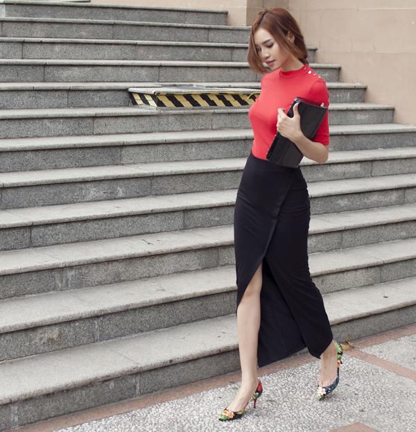 Khả Ngân, Lan Ngọc mix chân váy dài từ thanh lịch đến cá tính-7