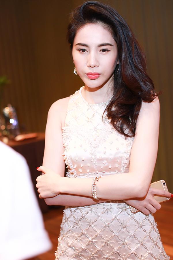 Lan truyền mẫu đơn tố cáo, yêu cầu Thủy Tiên trả tiền quyên góp-2