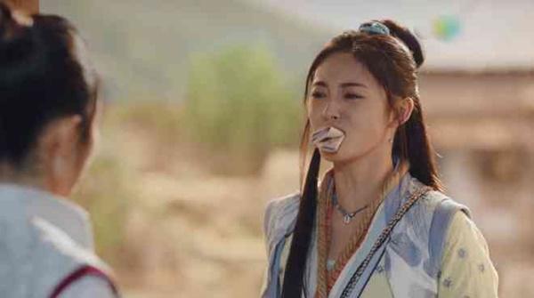 Những màn bắt cóc giả trân: Ngậm giẻ như bông, bị trói như không-3