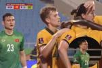 Xót xa Văn Lâm buồn bã khi tuyển Úc ghi bàn cuối hiệp 1