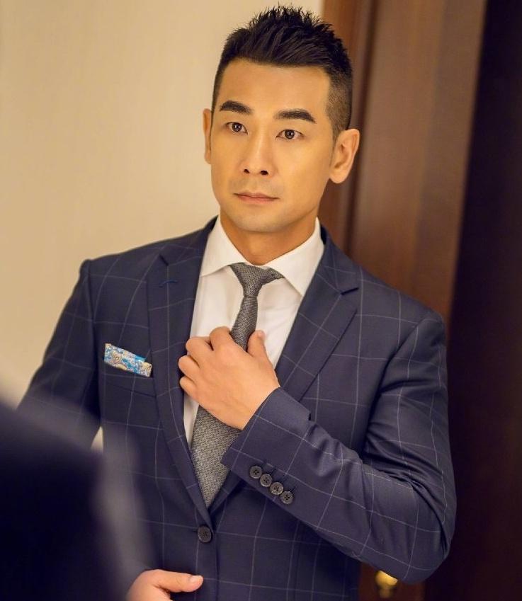 Triệu Văn Trác mua vui ở show giải trí sau khi bị chê hết thời-6