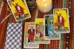 Bói bài Tarot thứ 5 ngày 9/9/2021: Tỷ phú thời gian nhưng nghèo tình cảm