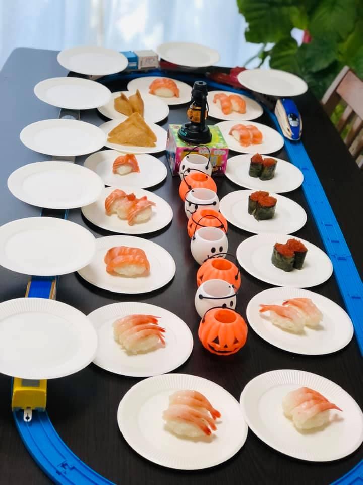 Xơi sushi băng chuyền tại nhà chỉ nhờ món đồ chơi nhỏ-2