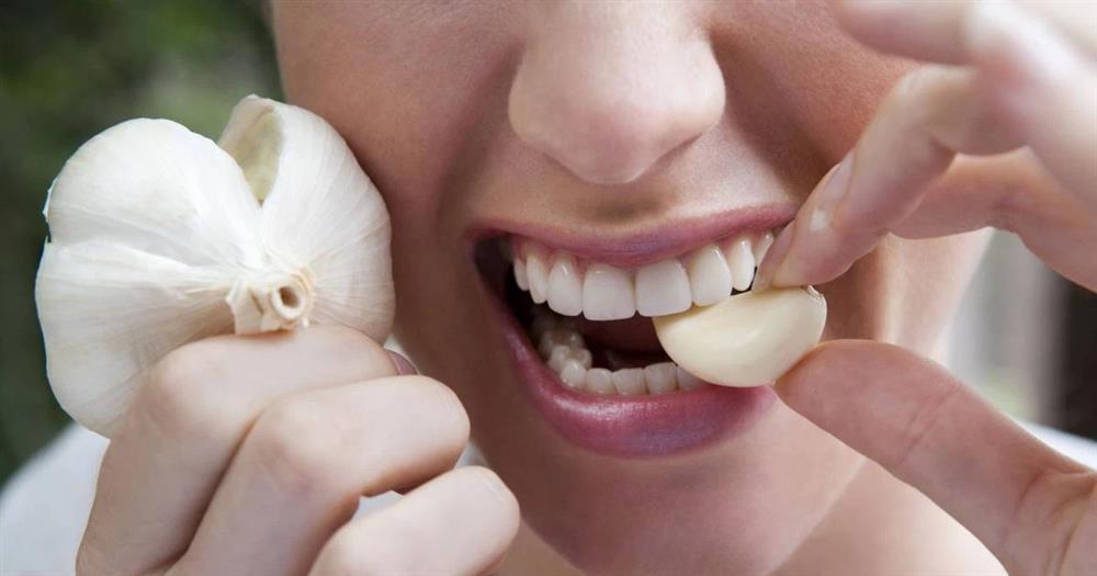 Những sai lầm khi ăn tỏi vừa mất chất vừa rước thêm nọc độc-2