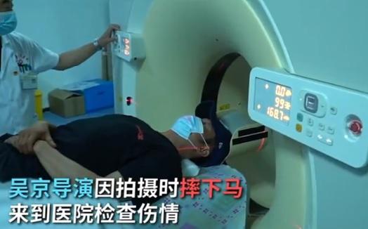 Ngô Kinh gặp tai nạn trên phim trường-1