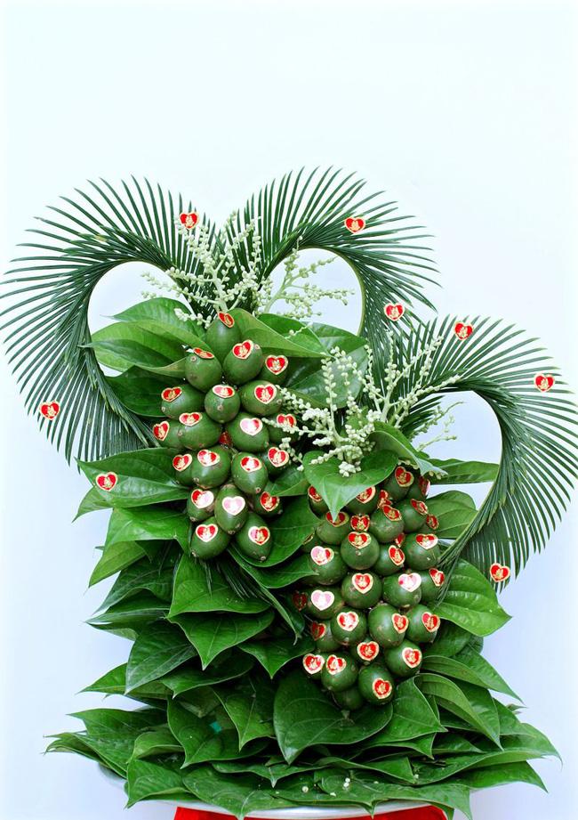 Muốn tạo bất ngờ cho chồng, cô nàng chết điếng với âm thanh lạ-1