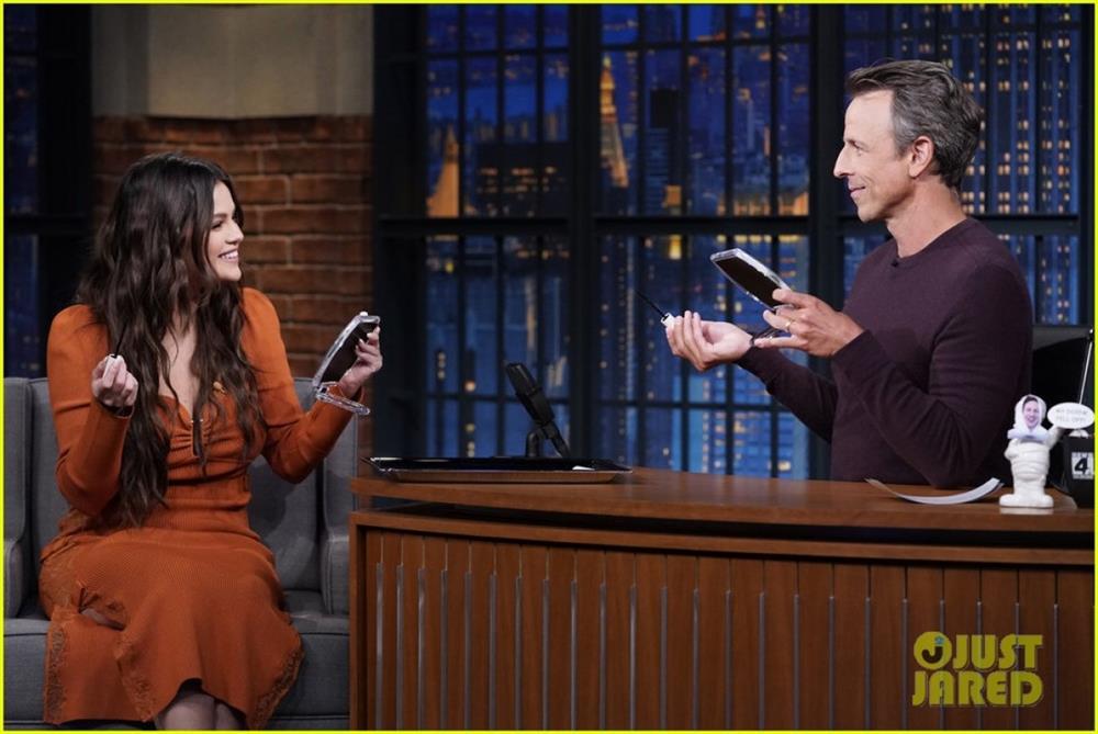 Selena Gomez tăng cân rõ rệt, để lộ thân hình phát tướng trên phố-5