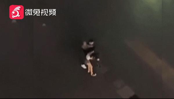 Bạn gái đòi chia tay, chàng trai giận dữ bạo hành lúc nửa đêm-2