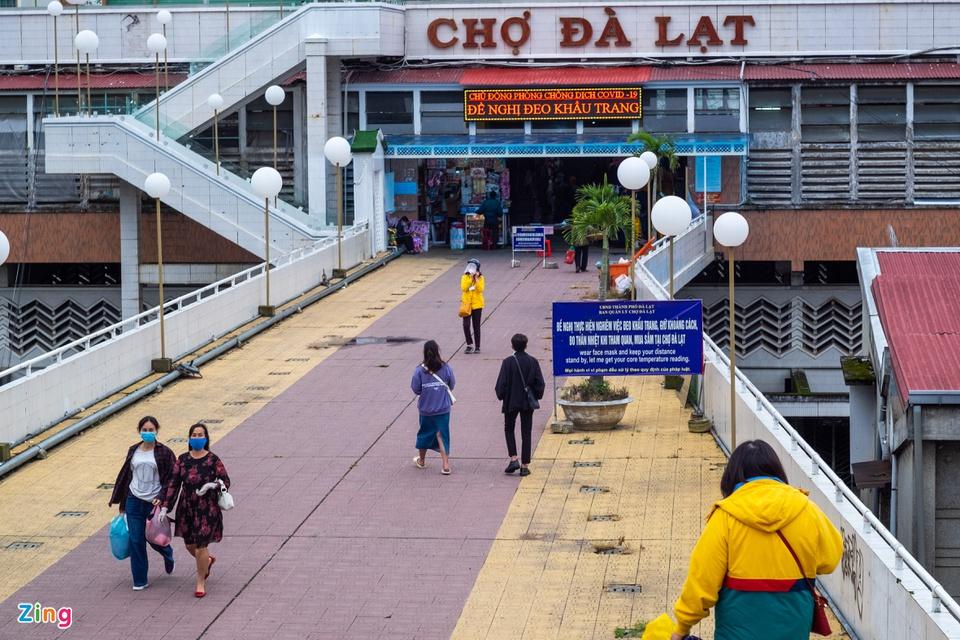 Đà Lạt yên bình trong ngày thứ 2 nới lỏng giãn cách-8