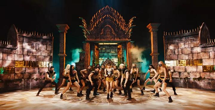 Ngôi đền ở Thái được Lisa đem vào MV: Độc đáo cảnh đẹp chỉ có 4 lần/năm-1