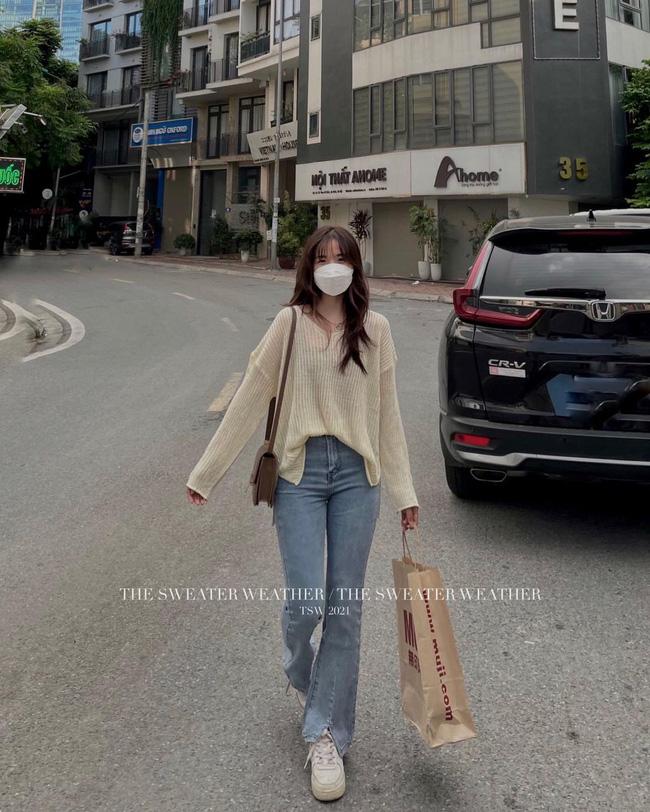 Lisa chuyên diện mẫu quần này để kéo chân thêm miên man tít tắp-10