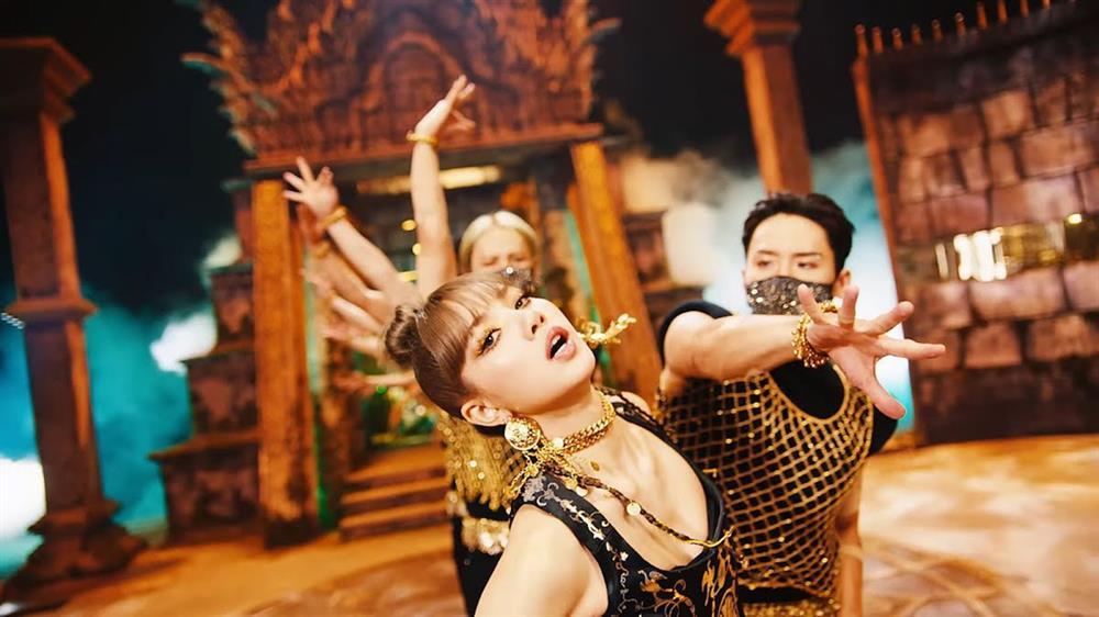 Khả năng học thuộc vũ đạo của Lisa-5