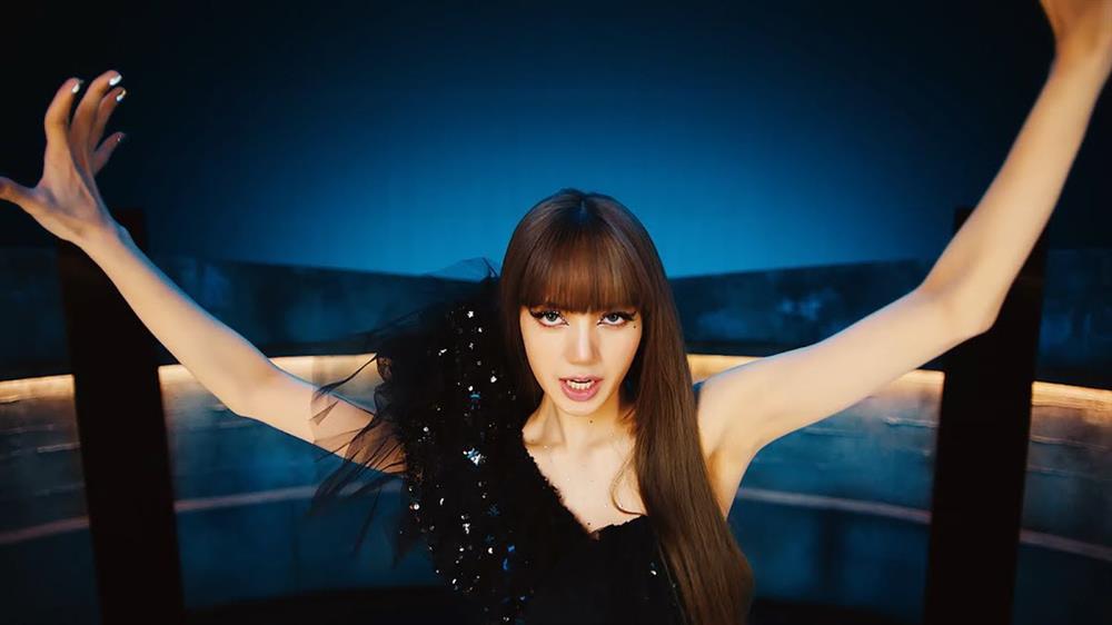 Khả năng học thuộc vũ đạo của Lisa-6