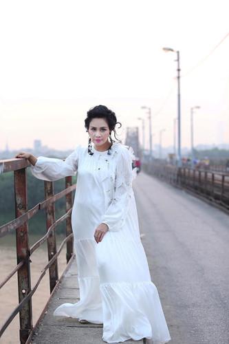 Diva Thanh Lam tự dìm dáng với tủ đầm suông lùng bùng-12