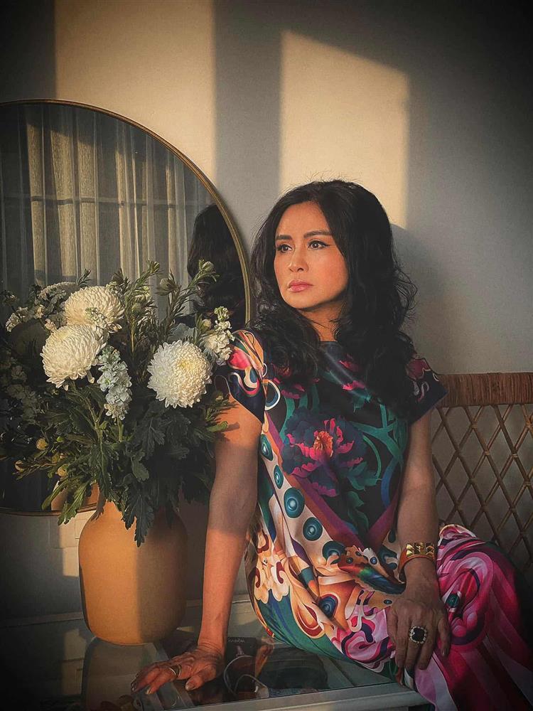 Diva Thanh Lam tự dìm dáng với tủ đầm suông lùng bùng-3