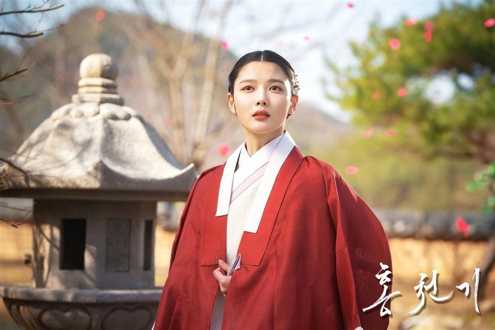 Hậu trường tình tứ của Kim Yoo Jung và Ahn Hyo Seop-6