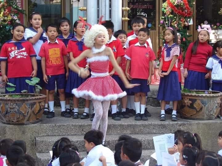 Lisa BLACKPINK bị đào mộ ảnh thời mũi tẹt dí nghi dao kéo-10