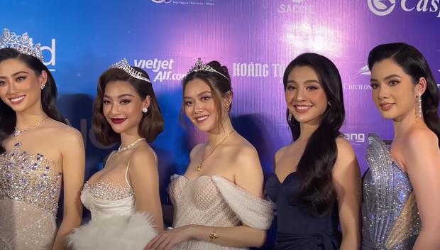 Vòng 1 sao Việt chết đuối trong tấm áo 10 lớp giấy báo, 5k bánh khúc-12