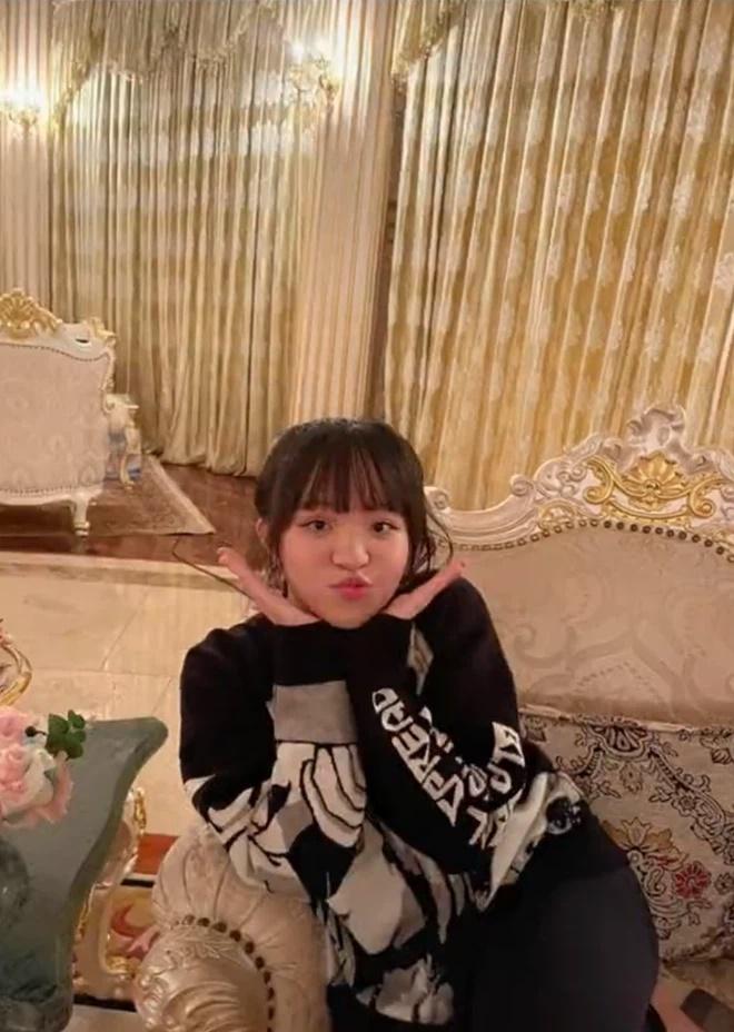 Ái nữ bà Phương Hằng: 15 tuổi đã thừa kế kim cương!-4