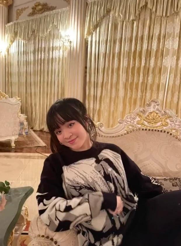 Ái nữ bà Phương Hằng: 15 tuổi đã thừa kế kim cương!-5