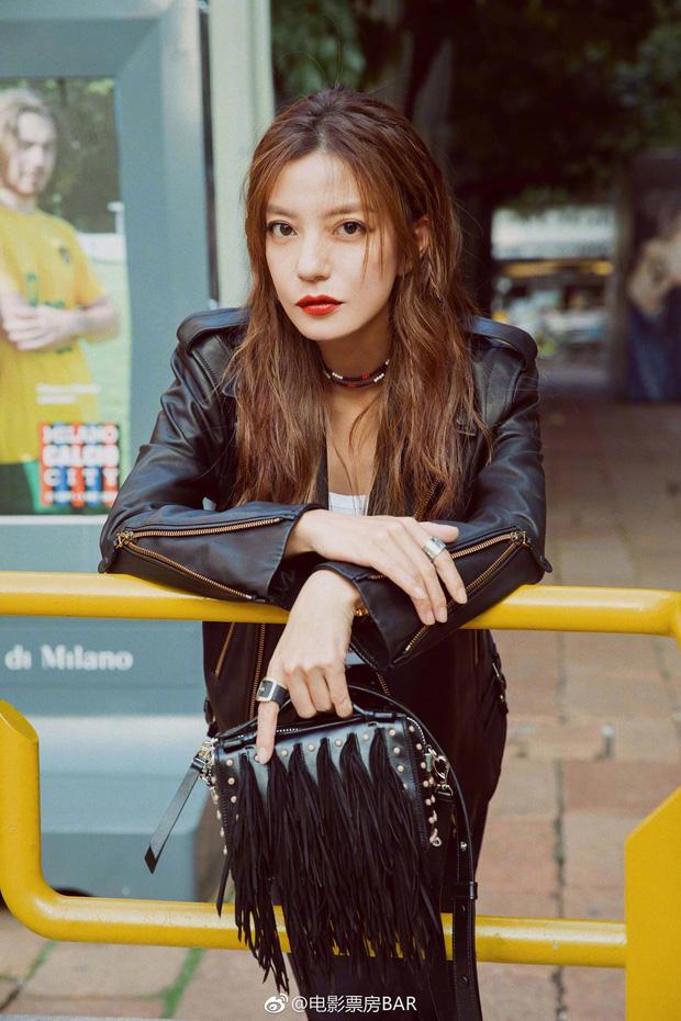 Sau 17 ngày phong sát, Triệu Vy bất ngờ có động thái trên Weibo-5