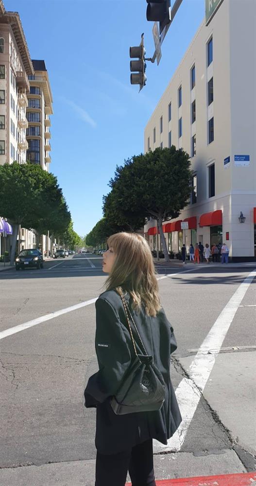 Ý tưởng lớn của Lisa BLACKPINK hóa ra bị Sơn Tùng xài lâu rồi!-7