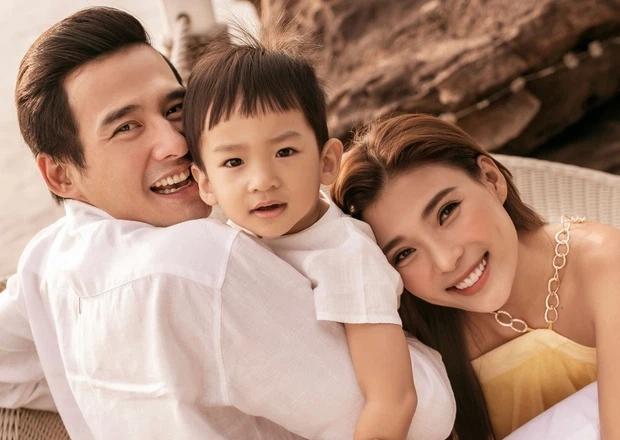 Lương Thế Thành khoe tiêm 9 mũi vaccine, phải nhanh đính chính-4