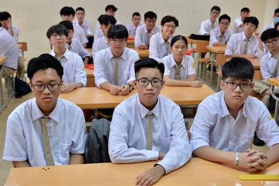 10 tỉnh thành miễn học phí cho học sinh năm học mới 2021 - 2022