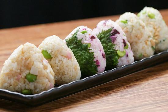 3 ý tưởng làm cơm nắm kiểu Nhật