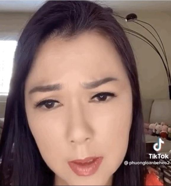 Vợ nghệ sĩ Chí Tài bị bình luận tiêu cực việc đăng ảnh viếng mộ-1