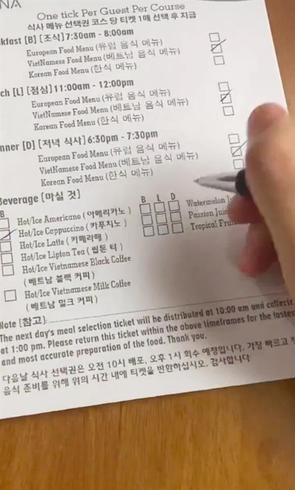 F0 cách ly tại khách sạn 2,8 triệu/đêm thì được ăn gì?-4