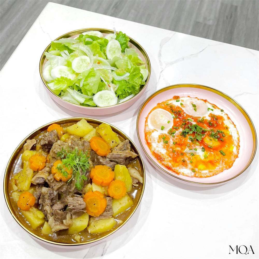 Loạt mâm cơm 3 món ăn cực ngon lại sống ảo đẹp xuất sắc-16