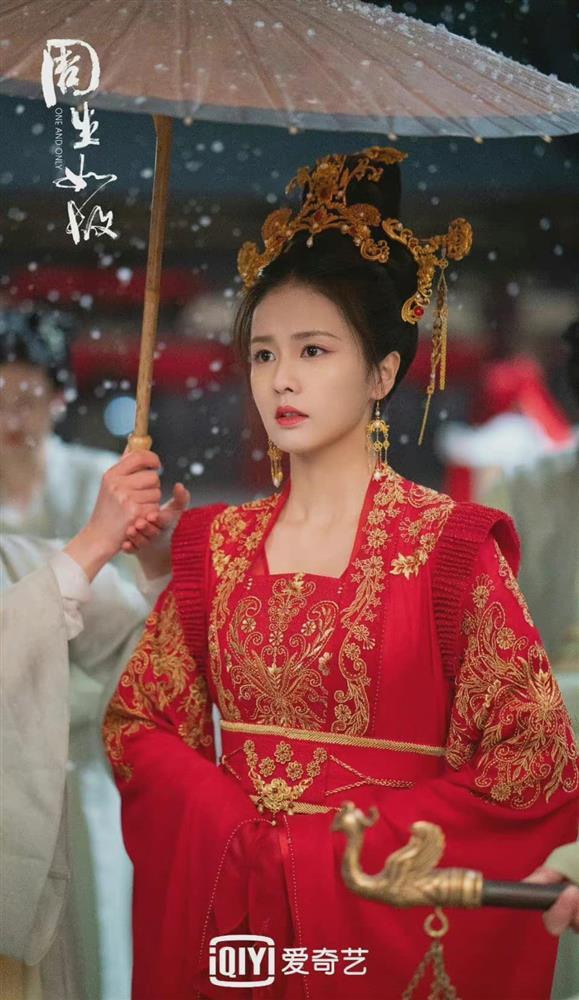 Tạo hình y phục cổ trang đỏ đẹp kinh diễm của Bạch Lộc-9