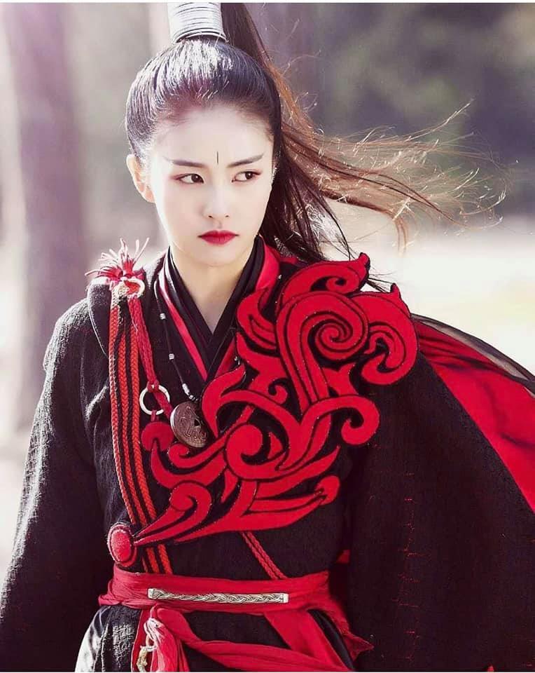 Tạo hình y phục cổ trang đỏ đẹp kinh diễm của Bạch Lộc-14