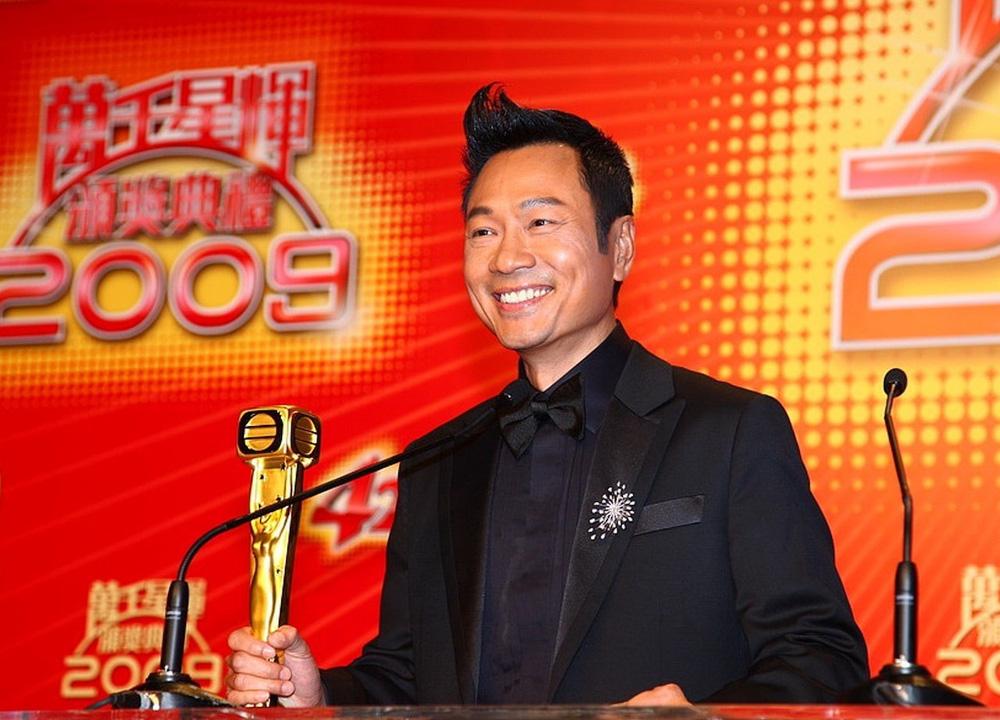 Tài tử Thần Điêu Đại Hiệp: Hát quán bar, không ai nhận ra-4