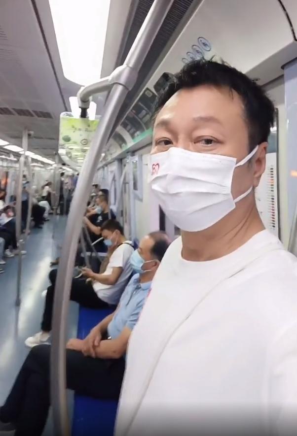 Tài tử Thần Điêu Đại Hiệp: Hát quán bar, không ai nhận ra-8