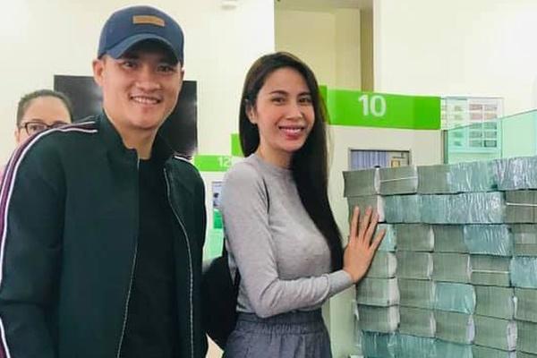 Thủy Tiên tung bằng chứng dập thông tin mượn hoa cúng Phật-9