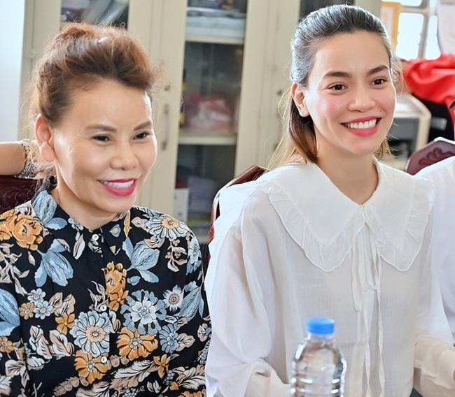 Mẹ Hồ Ngọc Hà dùng 3 tài khoản, giải ngân chậm 8 tháng?-6