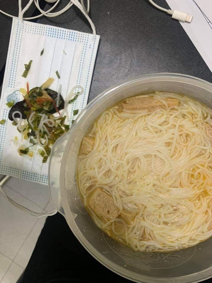 Những pha né đỉnh cao của team ghét hành, 1 cọng cũng xử đẹp-5