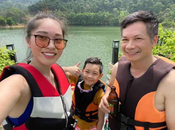 Shark Hưng bị chất vấn chuyện 2 đời vợ-5