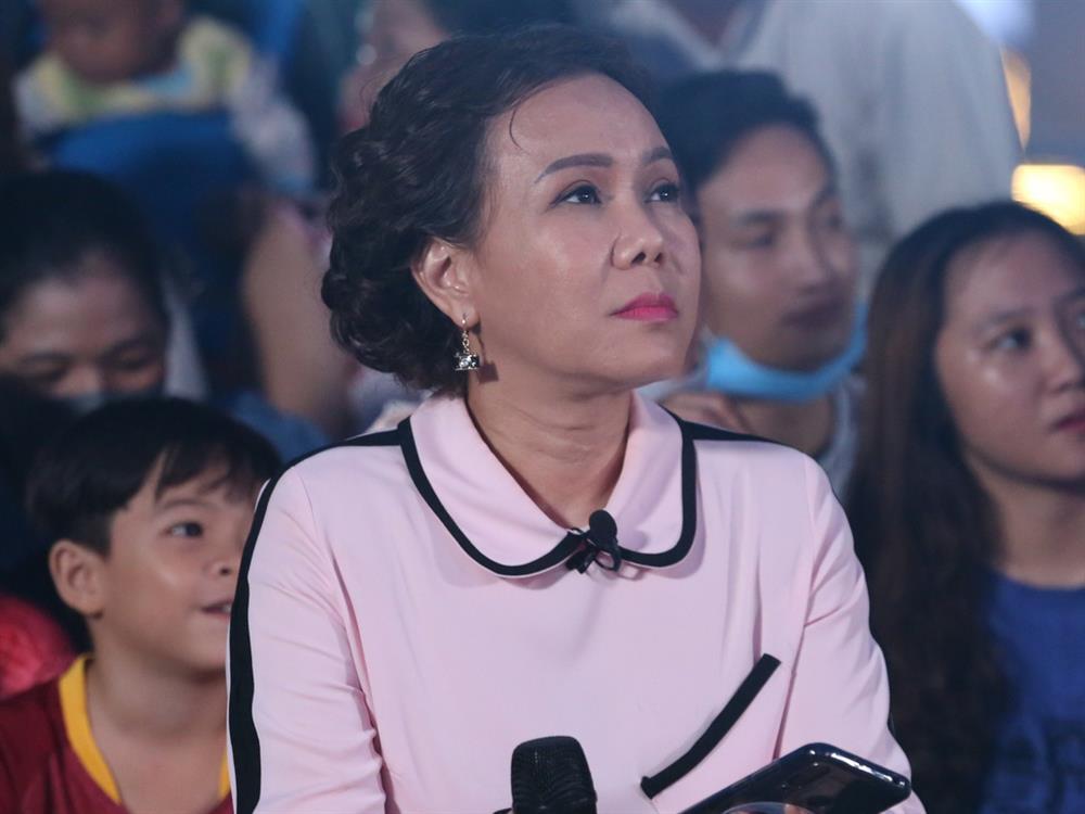 Việt Hương nói rõ lời đồn quyên góp, liên quan nhóm mai táng 0 đồng-1