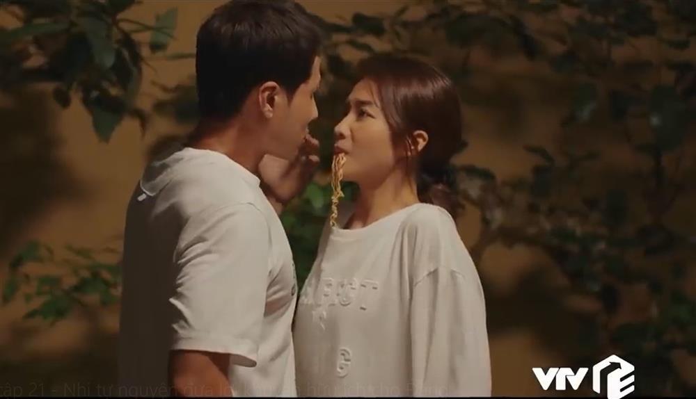 Cảnh phim 11 Tháng 5 Ngày tưởng ngôn tình hóa ra quá sai!-6